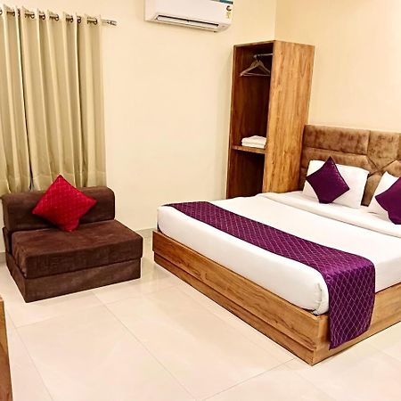 Hampton Hotel - 200 Mt From Golden Temple 阿姆利则 外观 照片