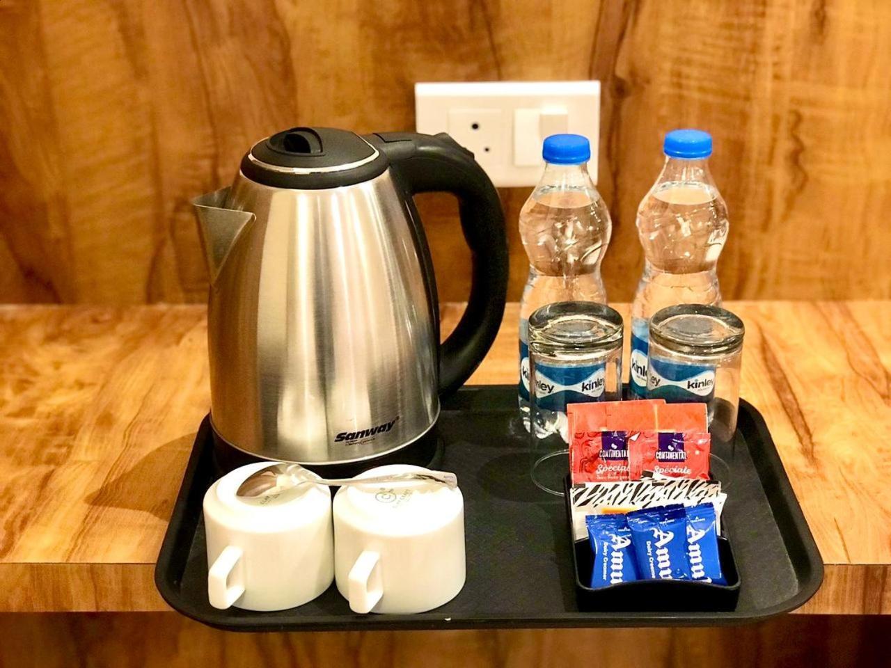 Hampton Hotel - 200 Mt From Golden Temple 阿姆利则 外观 照片